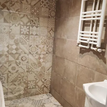 Stanford Gara De Nord